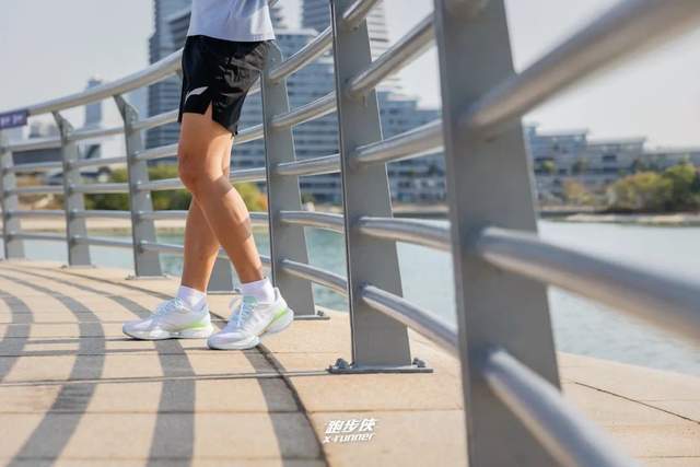 生活 从“轻”定义必一体育运动 or(图2)