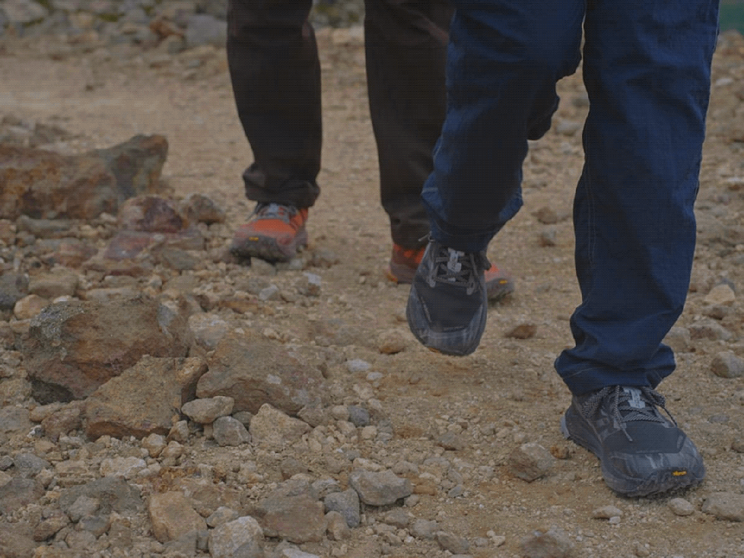 年这双越野跑鞋终于破圈必一体育网站沉淀了 15(图3)